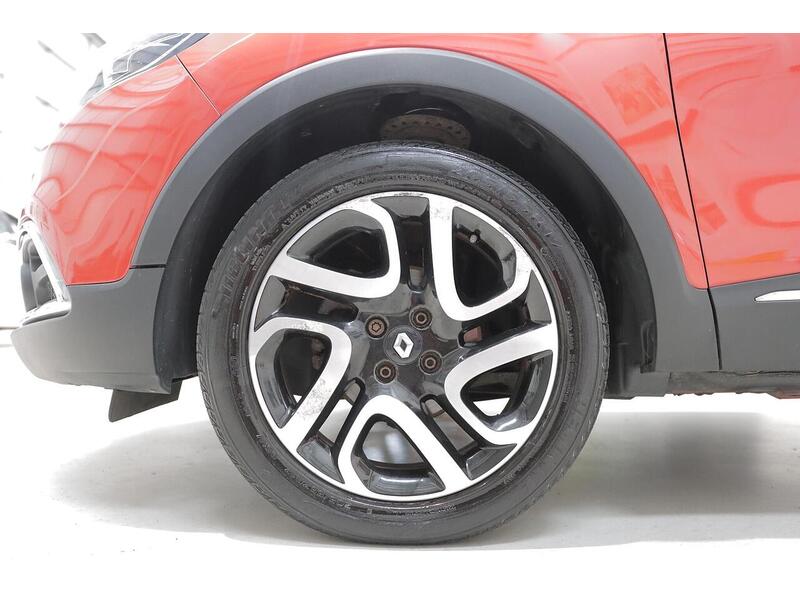 Renault Captur 0.9 TCe ENERGY Signature Nav Euro 6 (s/s) 5dr - U241