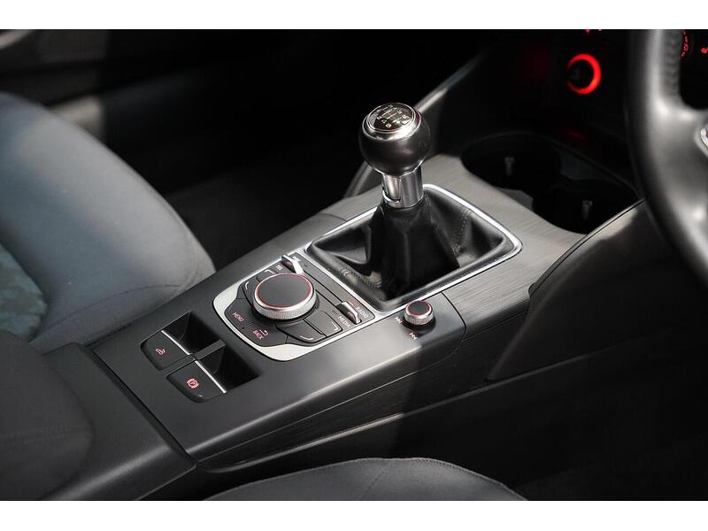 Audi A3 Cabriolet 1.4 TFSI CoD SE Euro 6 (s/s) 2dr - U243