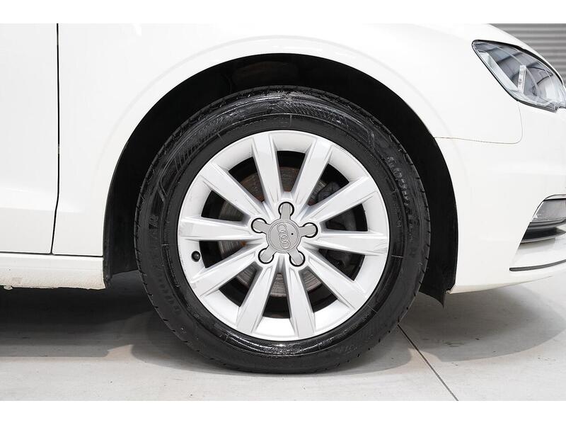 Audi A3 Cabriolet 1.4 TFSI CoD SE Euro 6 (s/s) 2dr - U243