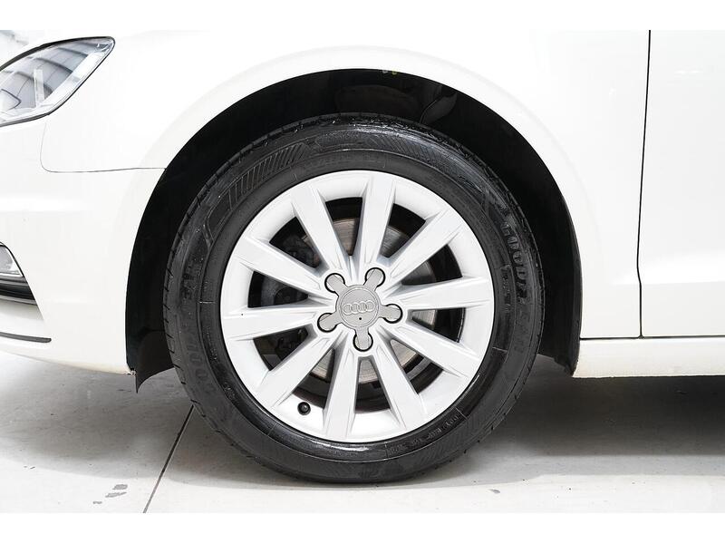 Audi A3 Cabriolet 1.4 TFSI CoD SE Euro 6 (s/s) 2dr - U243