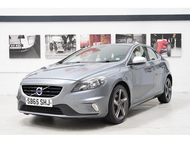 Volvo V40 2.0 D2 R-Design Euro 6 (s/s) 5dr - U246