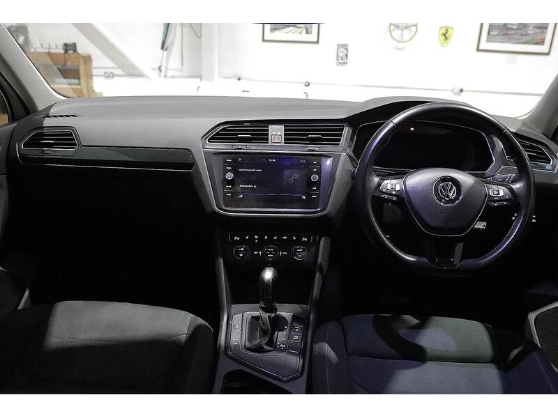 Volkswagen Tiguan Tiguan 2.0 TDI SEL DSG Euro 6 (s/s) 5dr - U29