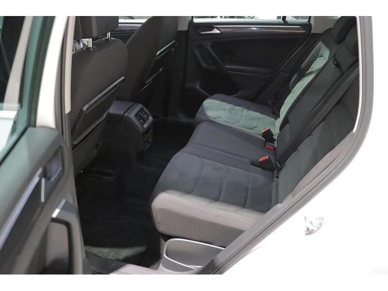 Volkswagen Tiguan Tiguan 2.0 TDI SEL DSG Euro 6 (s/s) 5dr - U29