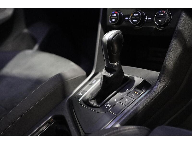 Volkswagen Tiguan Tiguan 2.0 TDI SEL DSG Euro 6 (s/s) 5dr - U29