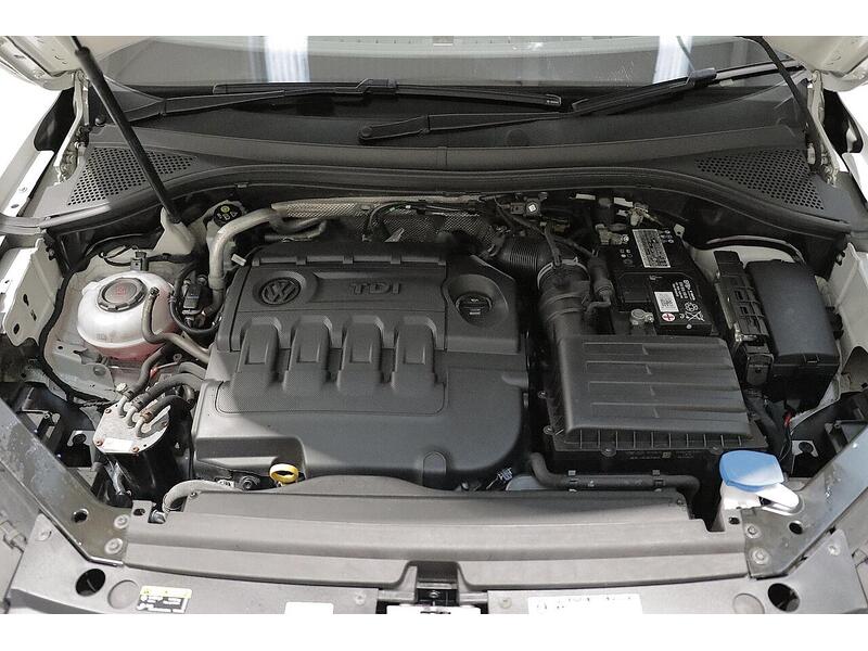Volkswagen Tiguan Tiguan 2.0 TDI SEL DSG Euro 6 (s/s) 5dr - U29