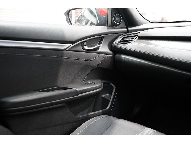Honda Civic 1.0 VTEC Turbo SR Euro 6 (s/s) 5dr - U302