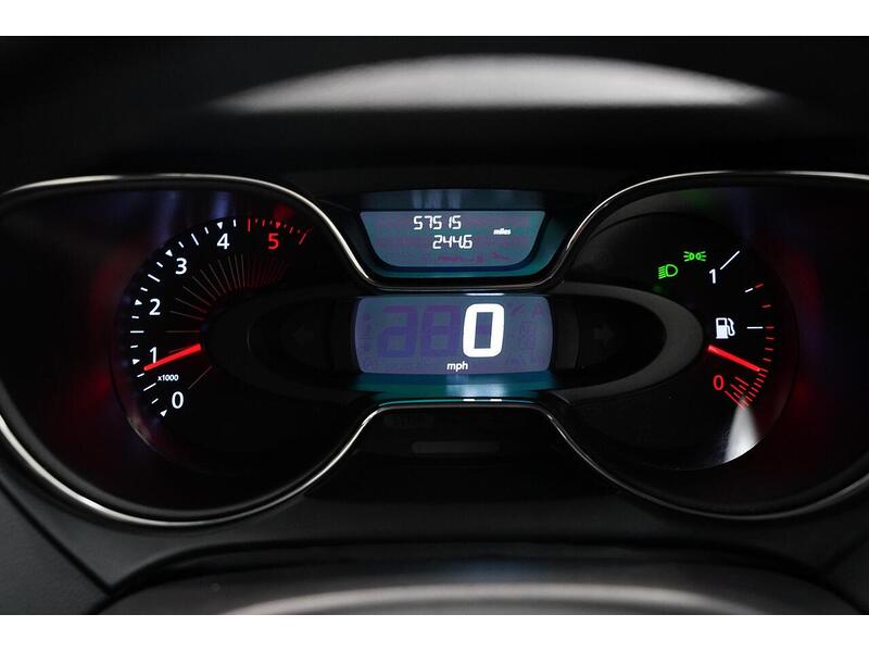 Renault Captur 1.5 dCi ENERGY Dynamique Nav Euro 6 (s/s) 5dr - U308