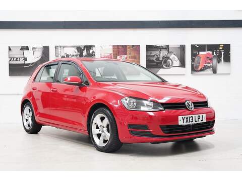Volkswagen Golf Clio Dynamique Nav Hatchback 1 Manual Petrol