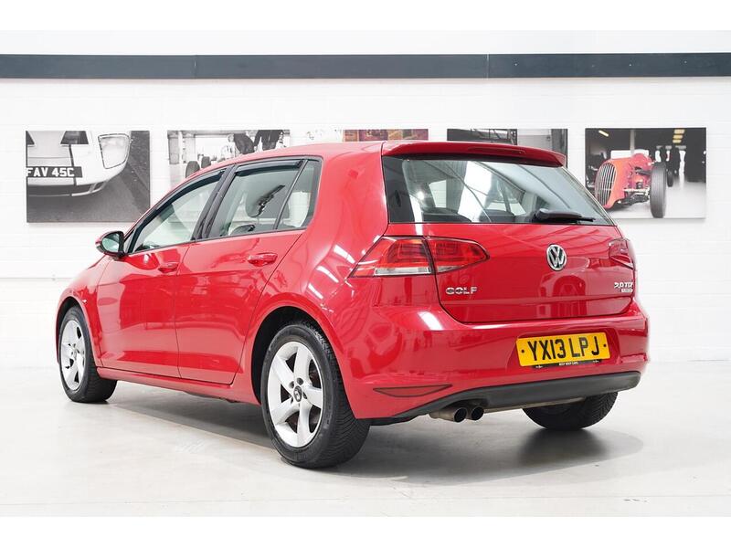 Volkswagen Golf 2.0 TDI BlueMotion Tech SE Hatchback 5dr Diesel Manual Euro 5 (s/s) (150 ps) - U324