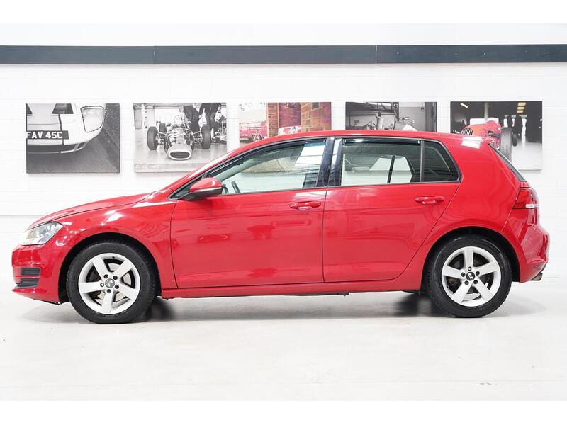 Volkswagen Golf 2.0 TDI BlueMotion Tech SE Hatchback 5dr Diesel Manual Euro 5 (s/s) (150 ps) - U324