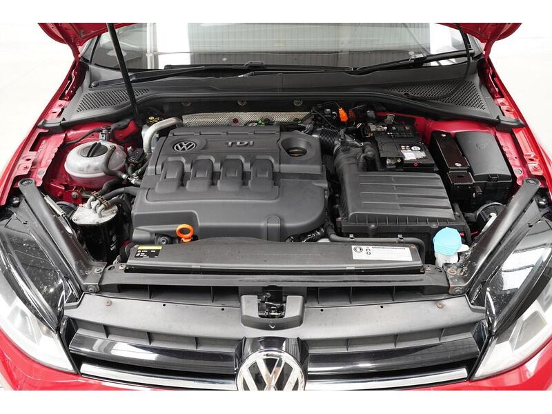Volkswagen Golf 2.0 TDI BlueMotion Tech SE Hatchback 5dr Diesel Manual Euro 5 (s/s) (150 ps) - U324