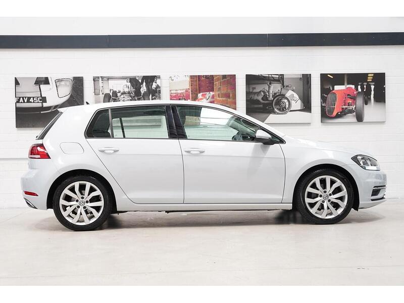Volkswagen Golf 1.4 TSI BlueMotion Tech SE Nav Euro 6 (s/s) 5dr - U334