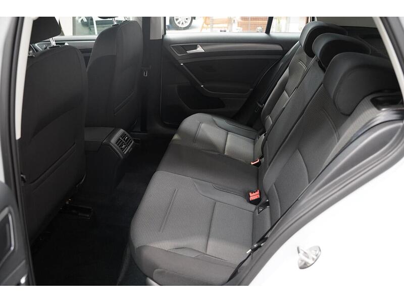 Volkswagen Golf 1.4 TSI BlueMotion Tech SE Nav Euro 6 (s/s) 5dr - U334