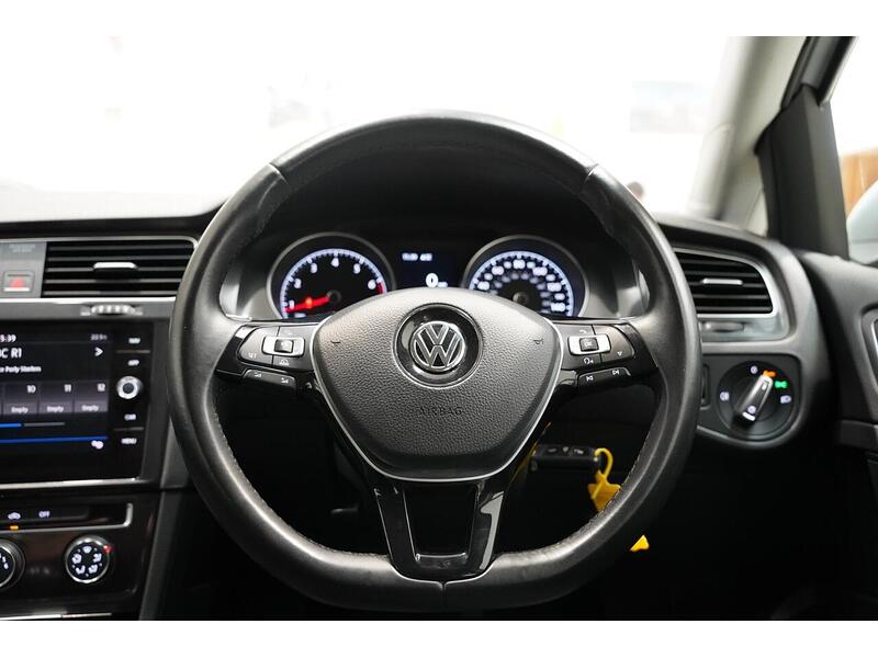 Volkswagen Golf 1.4 TSI BlueMotion Tech SE Nav Euro 6 (s/s) 5dr - U334