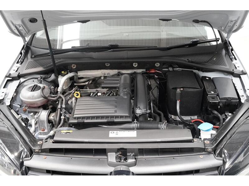 Volkswagen Golf 1.4 TSI BlueMotion Tech SE Nav Euro 6 (s/s) 5dr - U334