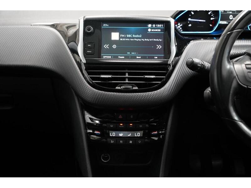Peugeot 2008 1.2 PureTech Allure Premium Euro 6 (s/s) 5dr - U341