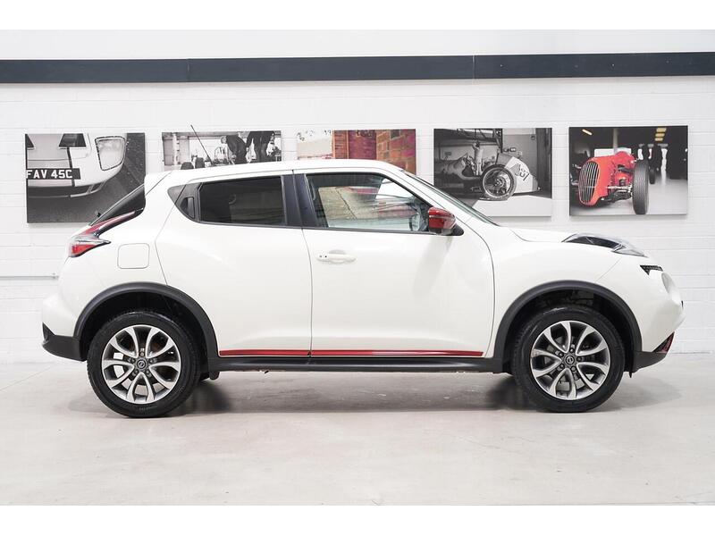 Nissan Juke 1.2 DIG-T Tekna Euro 6 (s/s) 5dr - U346