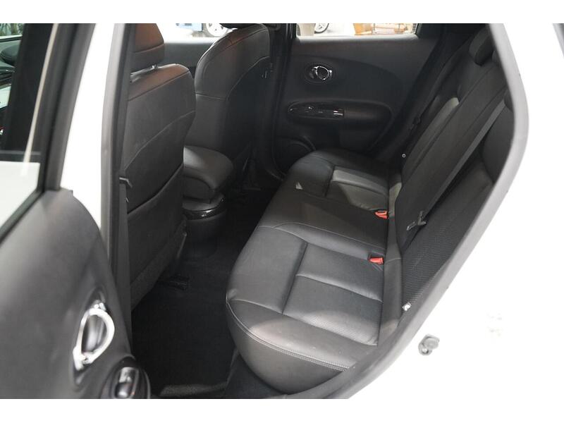 Nissan Juke 1.2 DIG-T Tekna Euro 6 (s/s) 5dr - U346