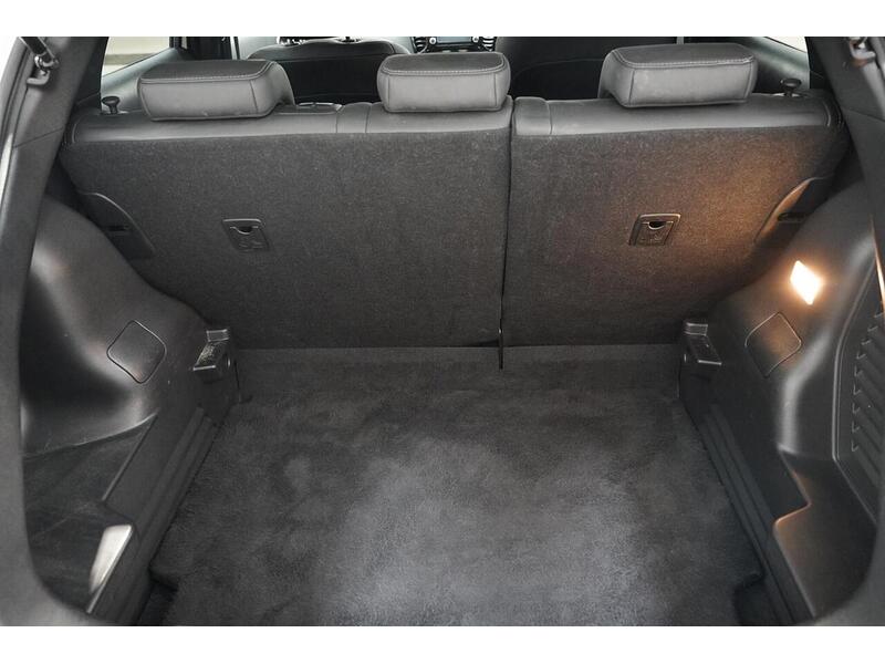 Nissan Juke 1.2 DIG-T Tekna Euro 6 (s/s) 5dr - U346