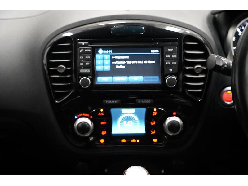 Nissan Juke 1.2 DIG-T Tekna Euro 6 (s/s) 5dr - U346