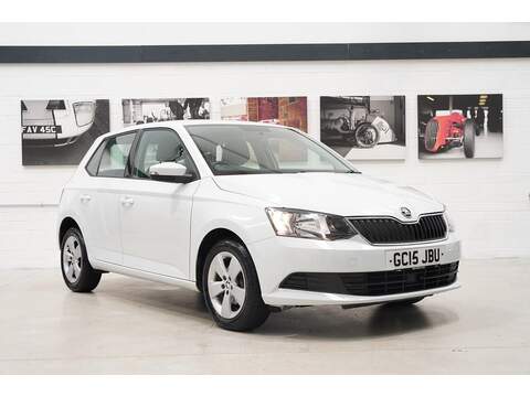 Skoda Fabia V40 R-Design Hatchback 1 Manual Diesel