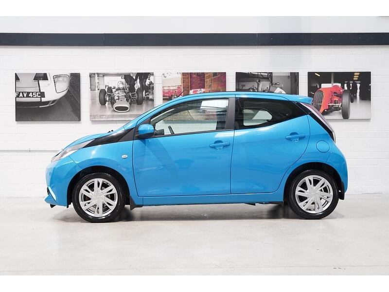 Toyota AYGO 1.0 VVT-i x-pression Euro 6 5dr - U357
