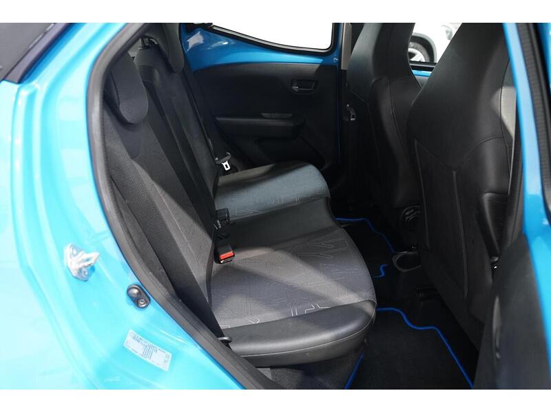 Toyota AYGO 1.0 VVT-i x-pression Euro 6 5dr - U357