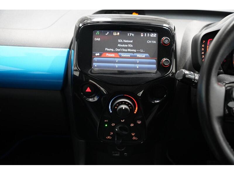 Toyota AYGO 1.0 VVT-i x-pression Euro 6 5dr - U357