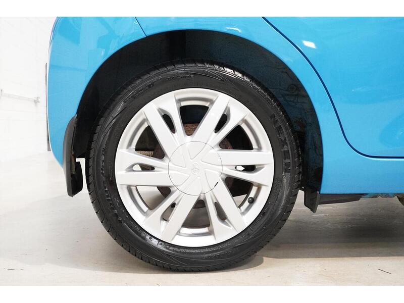 Toyota AYGO 1.0 VVT-i x-pression Euro 6 5dr - U357