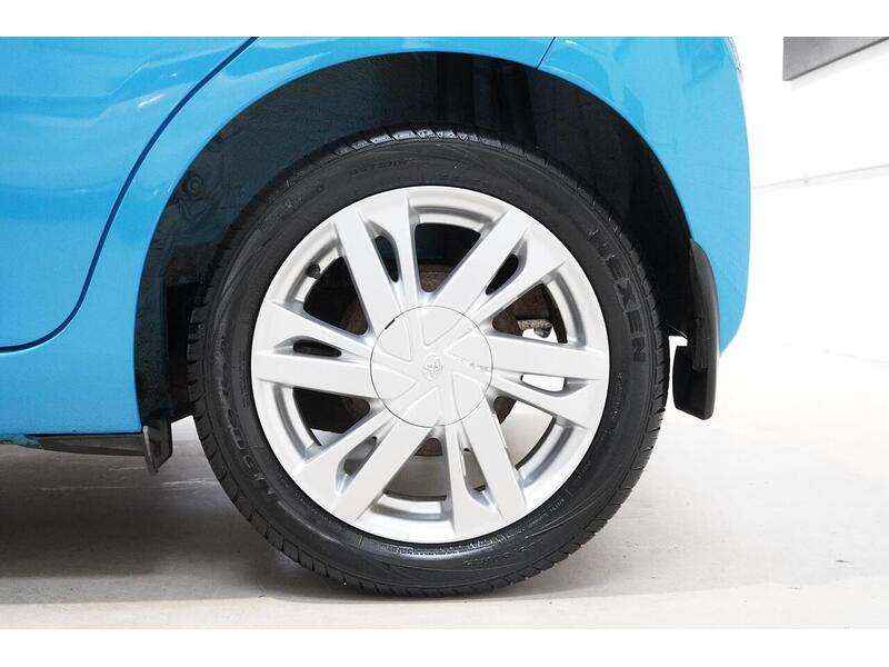 Toyota AYGO 1.0 VVT-i x-pression Euro 6 5dr - U357