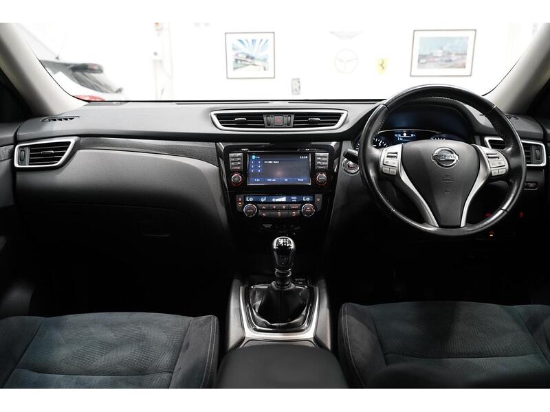 Nissan X-Trail X-Trail n-tec SUV 1 Manual Petrol - U367