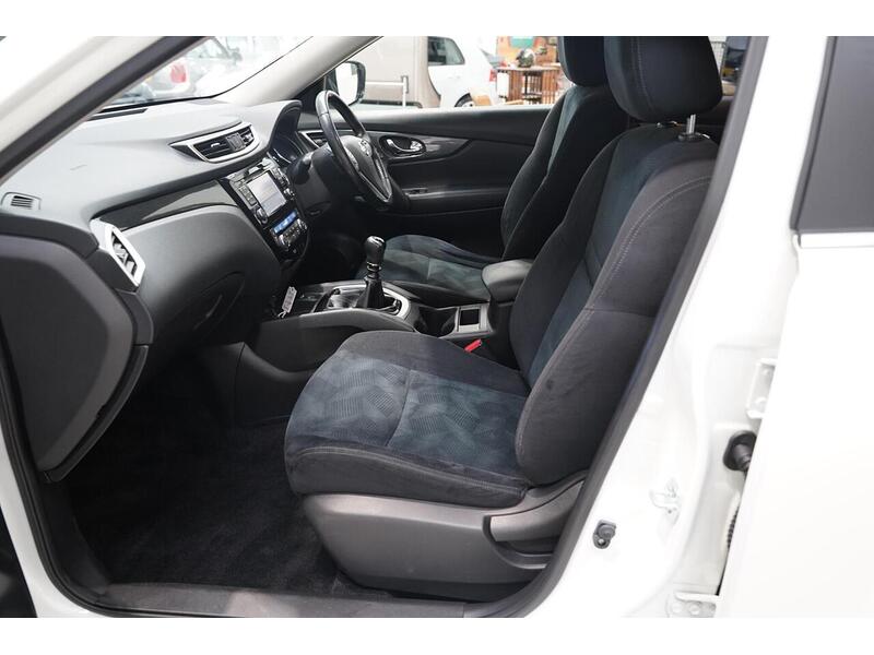 Nissan X-Trail X-Trail n-tec SUV 1 Manual Petrol - U367