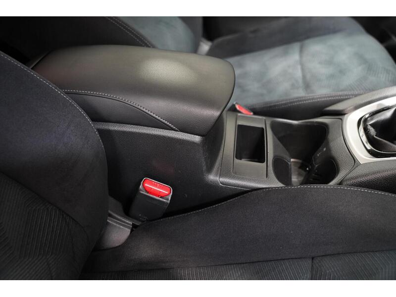 Nissan X-Trail X-Trail n-tec SUV 1 Manual Petrol - U367