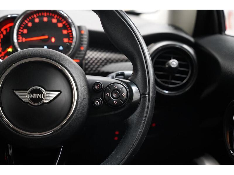 MINI Hatch 2.0 Cooper S Euro 6 (s/s) 3dr - U370