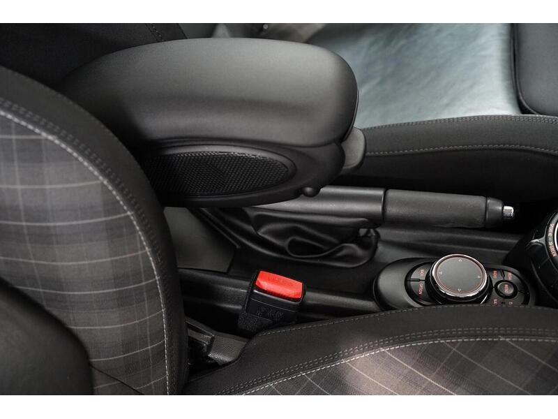 MINI Hatch 2.0 Cooper S Euro 6 (s/s) 3dr - U370