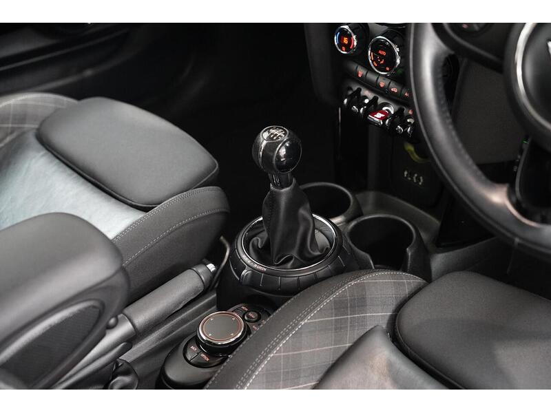 MINI Hatch 2.0 Cooper S Euro 6 (s/s) 3dr - U370