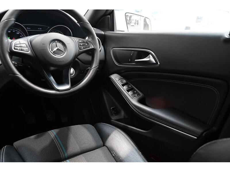 Mercedes-Benz CLA 1.6 CLA180 Sport Coupe Euro 6 (s/s) 4dr - U371
