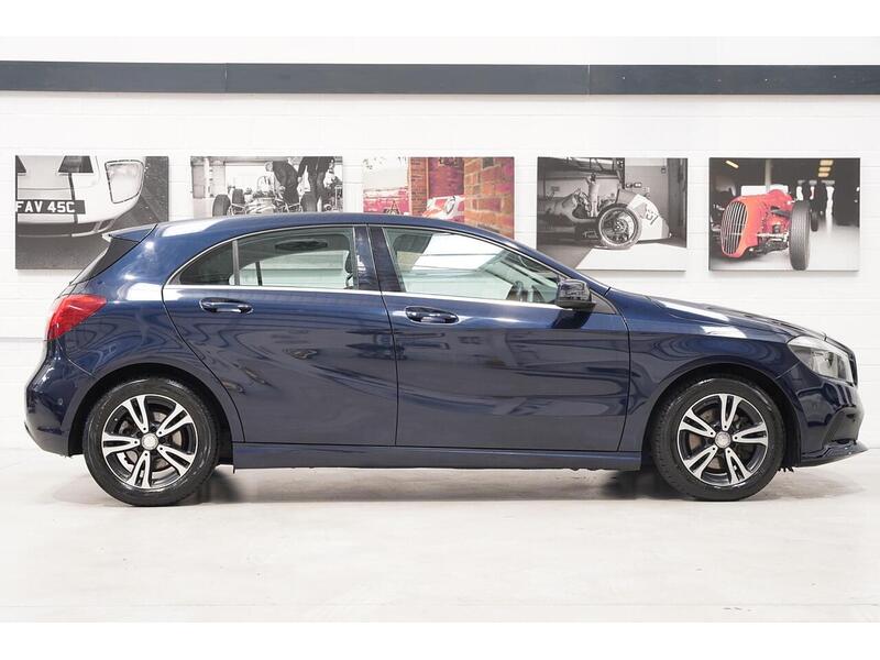 Mercedes-Benz A Class 1.6 A180 SE (Executive) Euro 6 (s/s) 5dr - U384