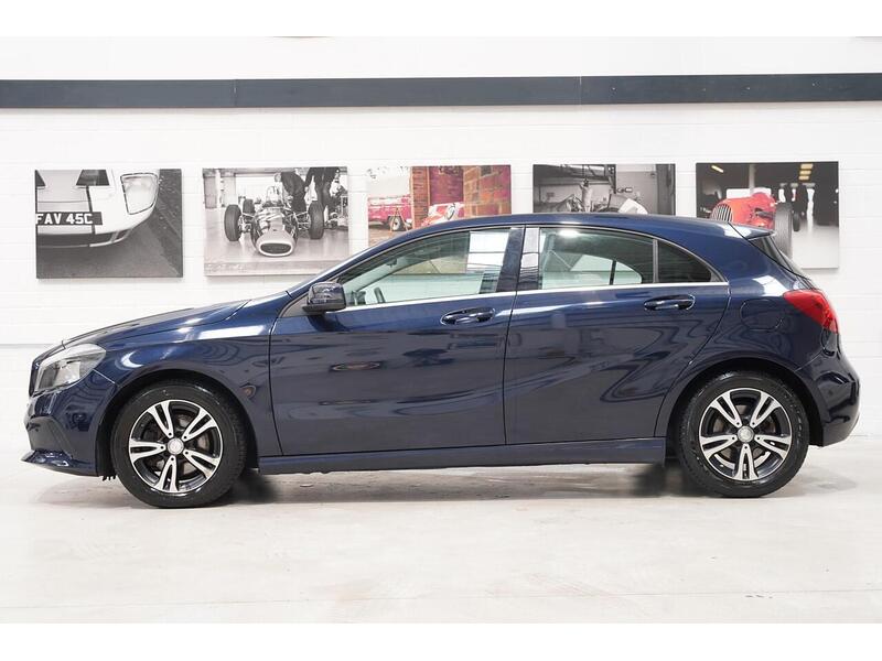 Mercedes-Benz A Class 1.6 A180 SE (Executive) Euro 6 (s/s) 5dr - U384