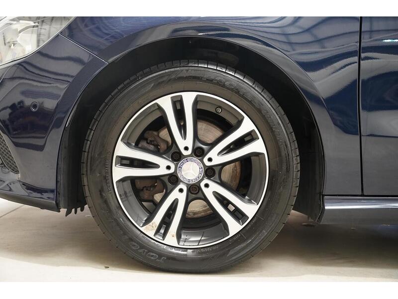 Mercedes-Benz A Class 1.6 A180 SE (Executive) Euro 6 (s/s) 5dr - U384