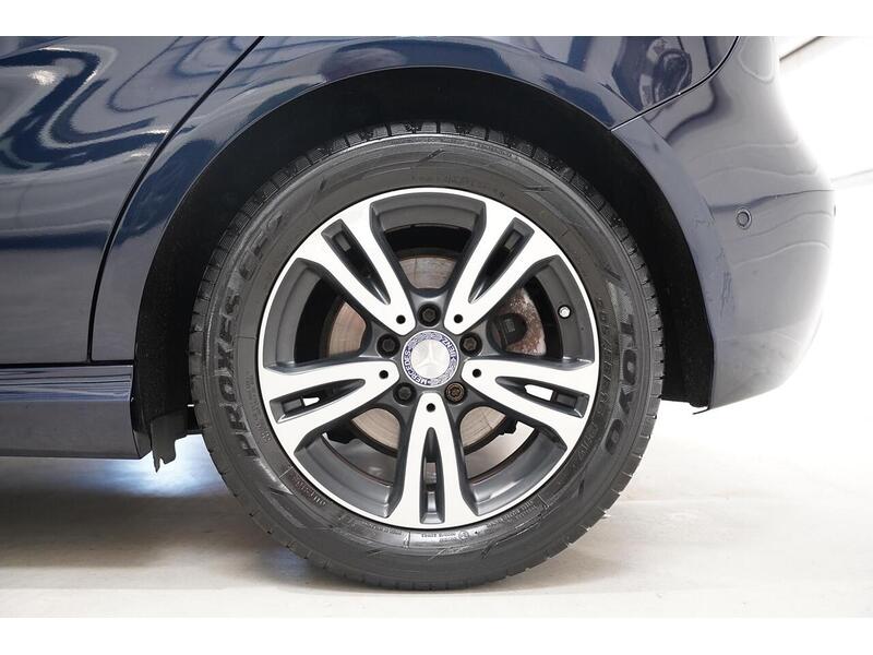Mercedes-Benz A Class 1.6 A180 SE (Executive) Euro 6 (s/s) 5dr - U384