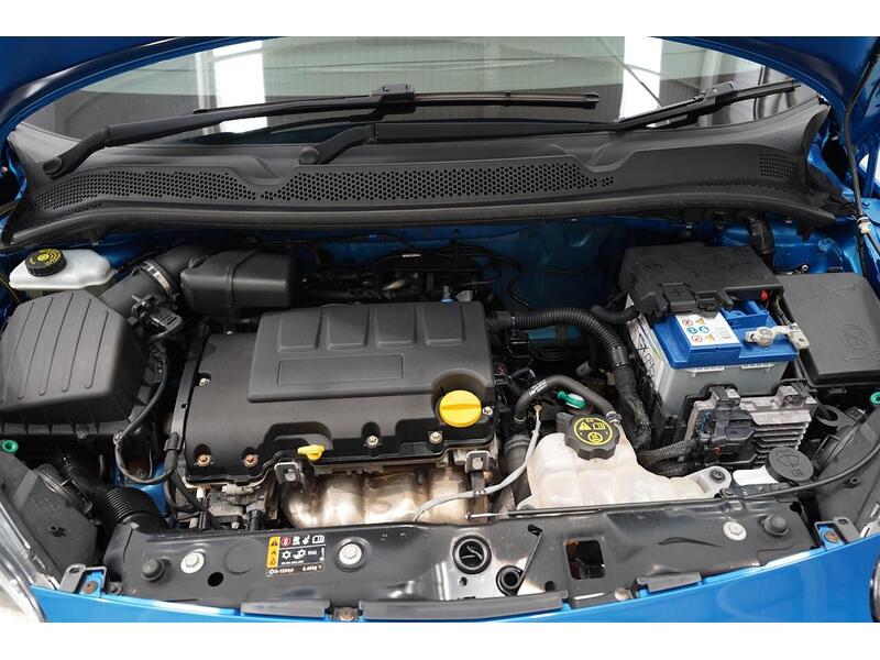 Vauxhall ADAM 1.2i ENERGISED Euro 6 3dr - U386