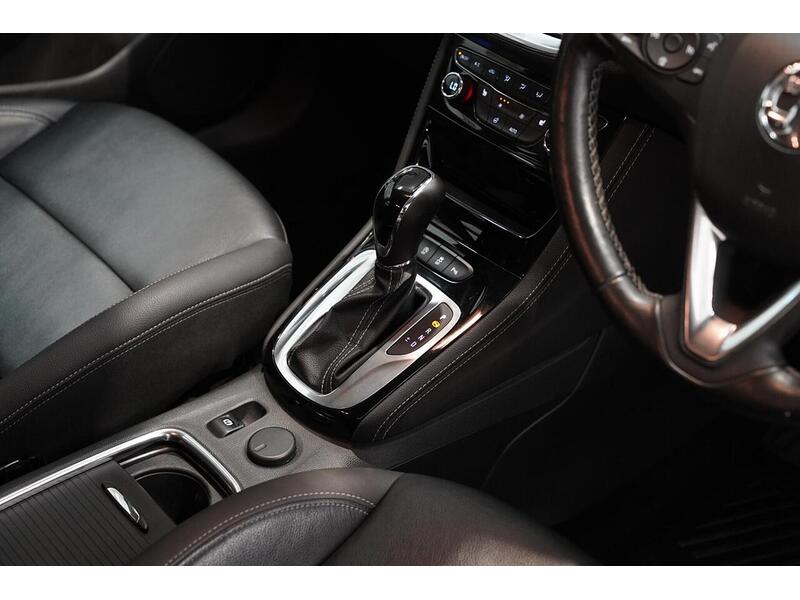 Vauxhall Astra 1.4i Turbo Elite Nav Sports Tourer Auto Euro 6 (s/s) 5dr - U388