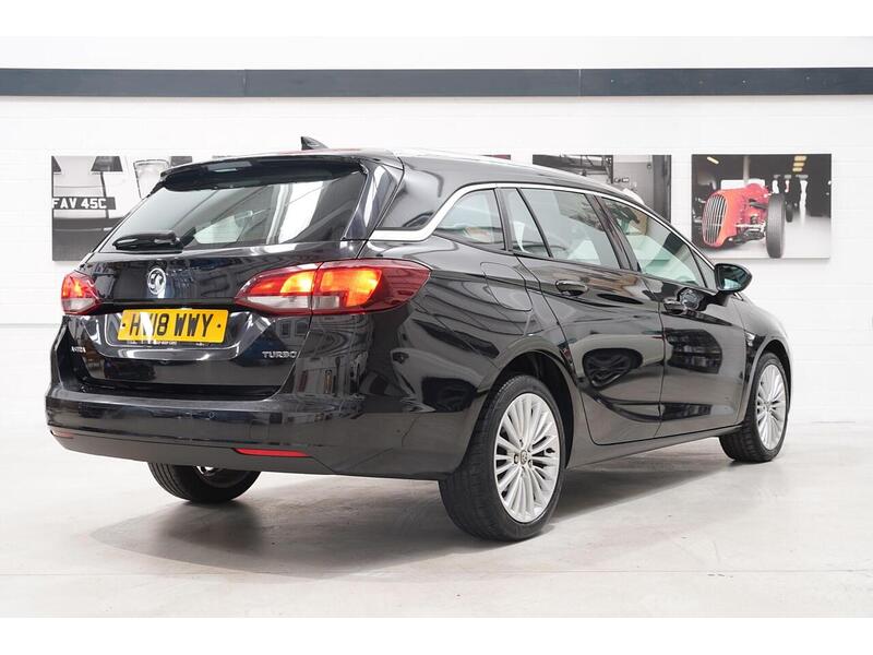 Vauxhall Astra 1.4i Turbo Elite Nav Sports Tourer Auto Euro 6 (s/s) 5dr - U388