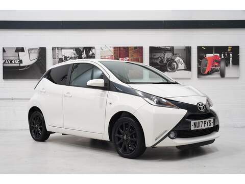 Toyota AYGO i20 SE Hatchback 0 Manual Petrol