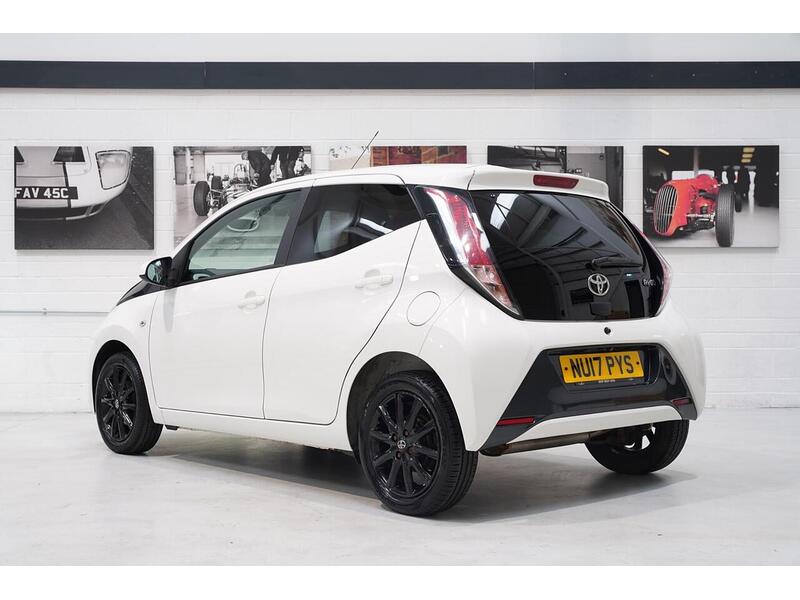 Toyota AYGO 1.0 VVT-i x-style Euro 6 5dr - U392