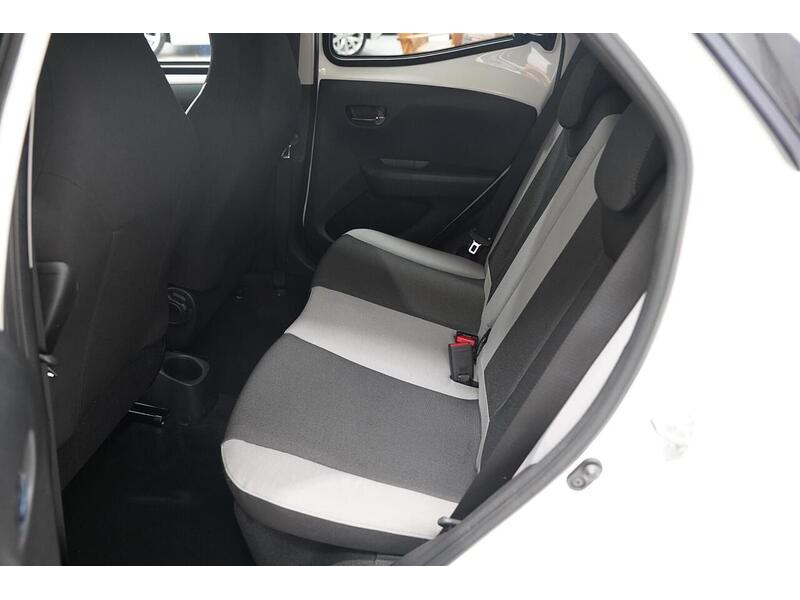 Toyota AYGO 1.0 VVT-i x-style Euro 6 5dr - U392
