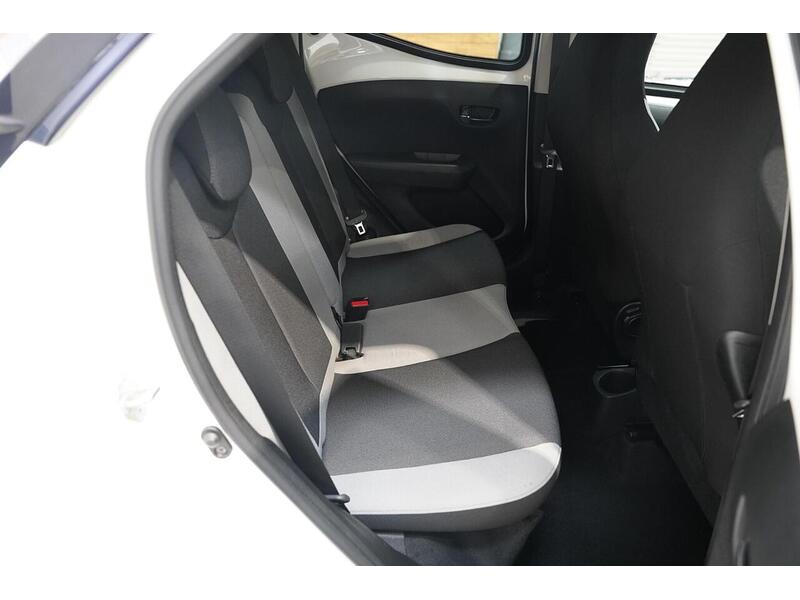 Toyota AYGO 1.0 VVT-i x-style Euro 6 5dr - U392