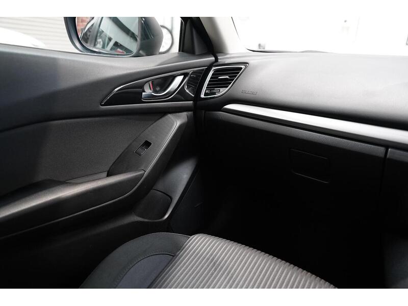 Mazda Mazda3 1.5 SKYACTIV-D Sport Nav Euro 6 (s/s) 5dr - U394