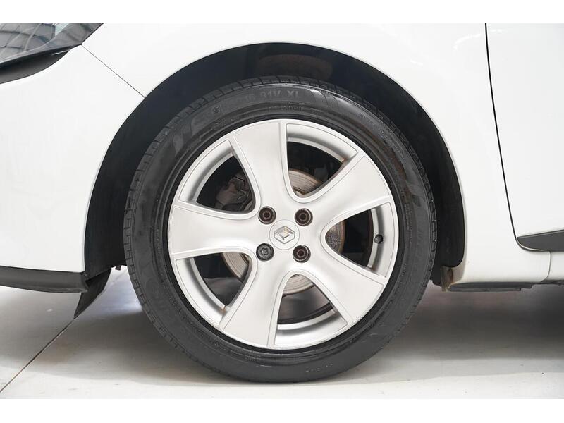 Renault Clio 1.5 dCi Expression + Euro 6 (s/s) 5dr - U401